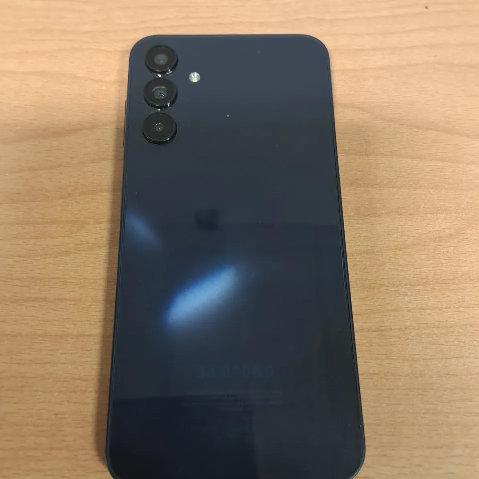BOXED SAMSUNG GALAXY A15 4/128GB IN BLUE BLACK - SM-A155F