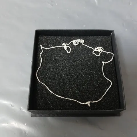 H. SAMUEL STERLING SILVER NECKLACE. 18 INCH DAINTY CURB CHAIN