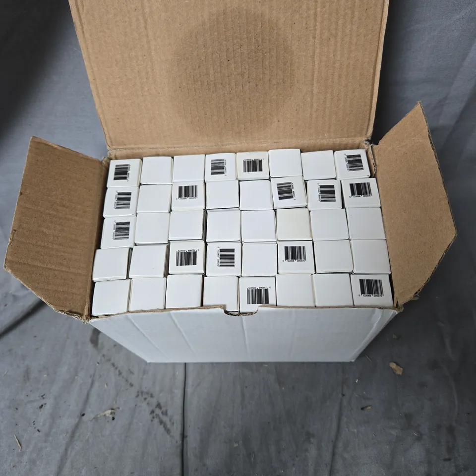 BOX OF APPROXIMATELY 40 X GELILTE CUTICLE OIL PEN