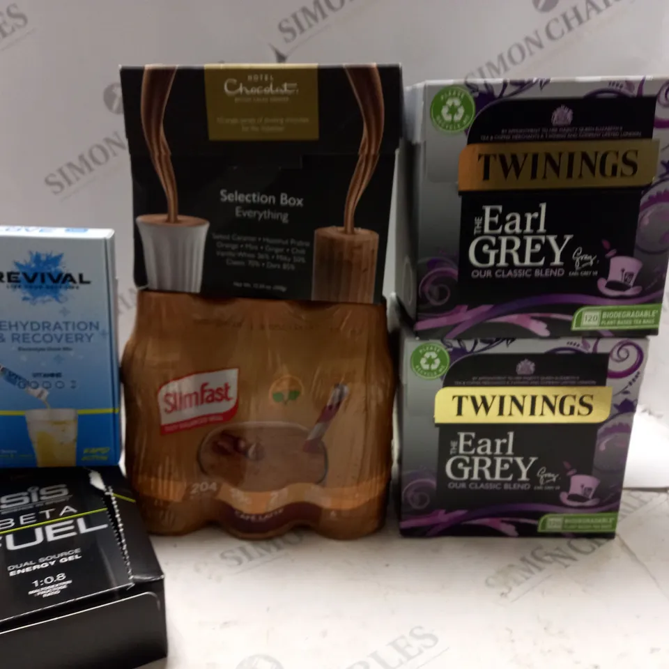 LOT OF 6 ASSORTED FOOD AND DRINK ITEMS TO INCLUDE TWININGS EARL GREY AND SLIM FAST SHAKES