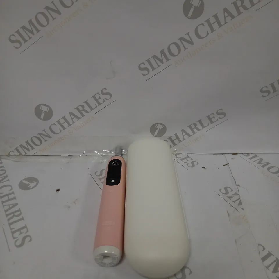 ORAL-B IO6 ELECTRIC TOOTHBRUSH