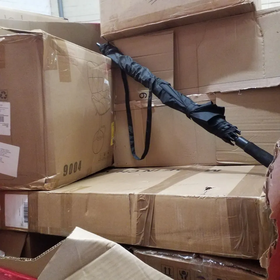 PALLET CONTAINING VARIOUS ASSORTED BOXED HOUSEHOLD ITEMS TO INCLUDE: CAT TREE, UMBRELLA, CHILDRENS BALANCE BIKE, BAR STOOL AND LOTS MORE UNMARKED BOXED ITEMS 