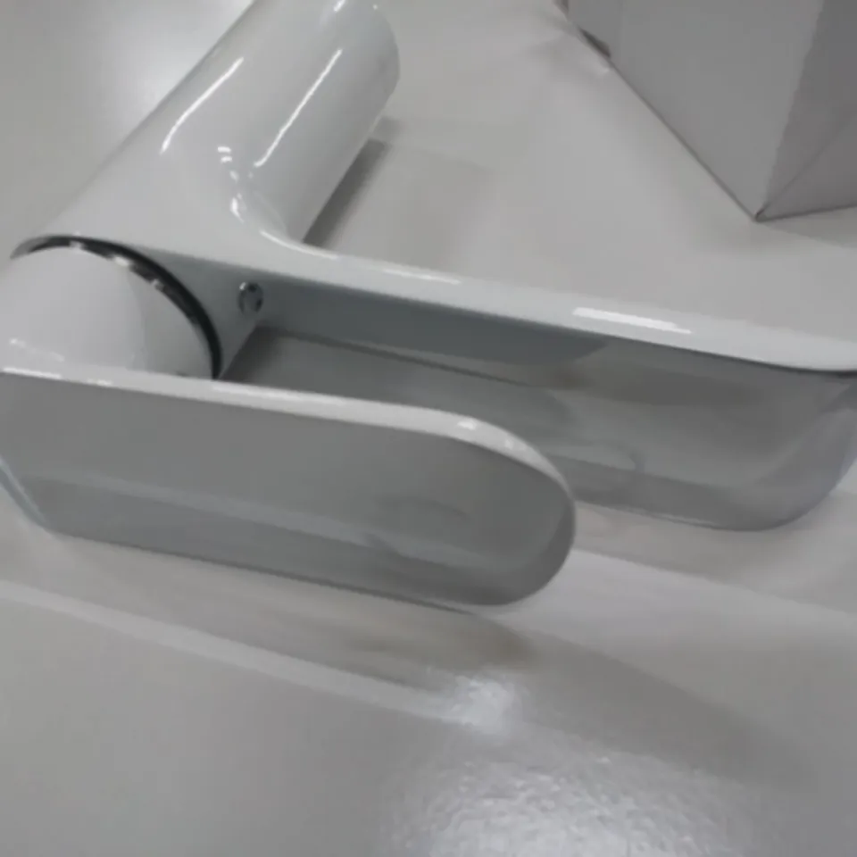 BOXED AS NEW CALYPSO LENOKA MONOBLOCK BASIN TAP AND CLICK WASTE IN WHITE CHROME