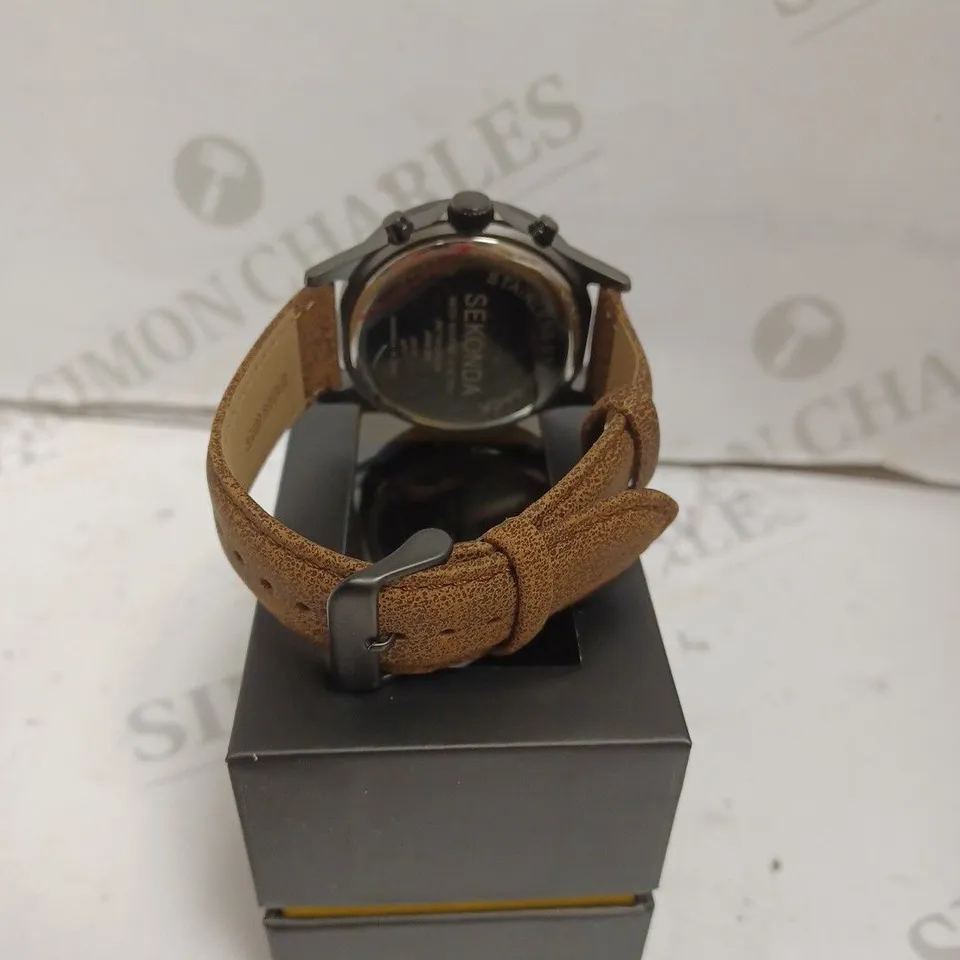 BOXED SEKONDA WATCH - STAINLESS STEEL BACK - JAPAN MOVEMENT - LEATHER UPPER STRAP - SUB DIAL - WATER RESISTANT 50M. 