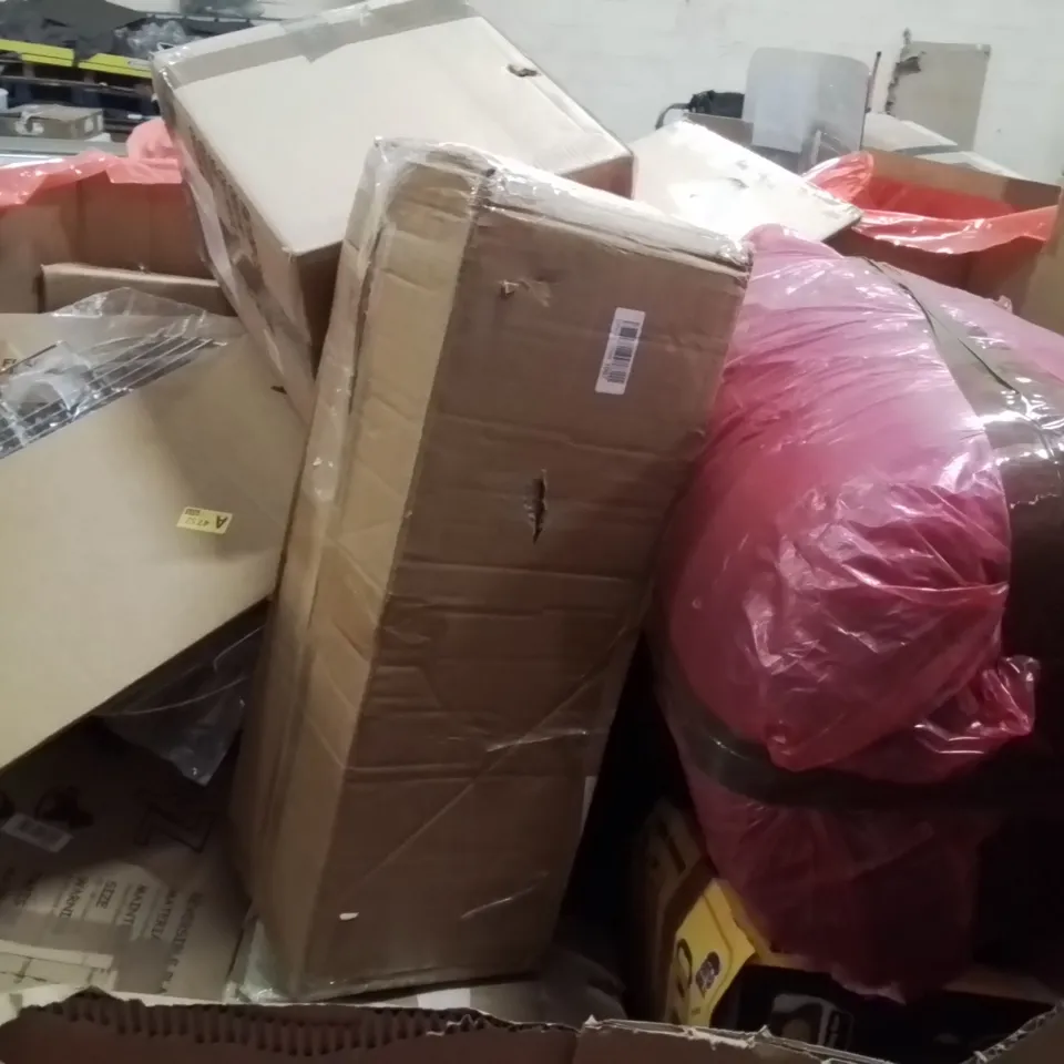PALLET OF ASSORTED HOUSEHOLD GOODS AND PRODUCTS TO INCLUDE;CAT LITTER TRAY,POPUP TENT,MINI ROLLER BLINDS