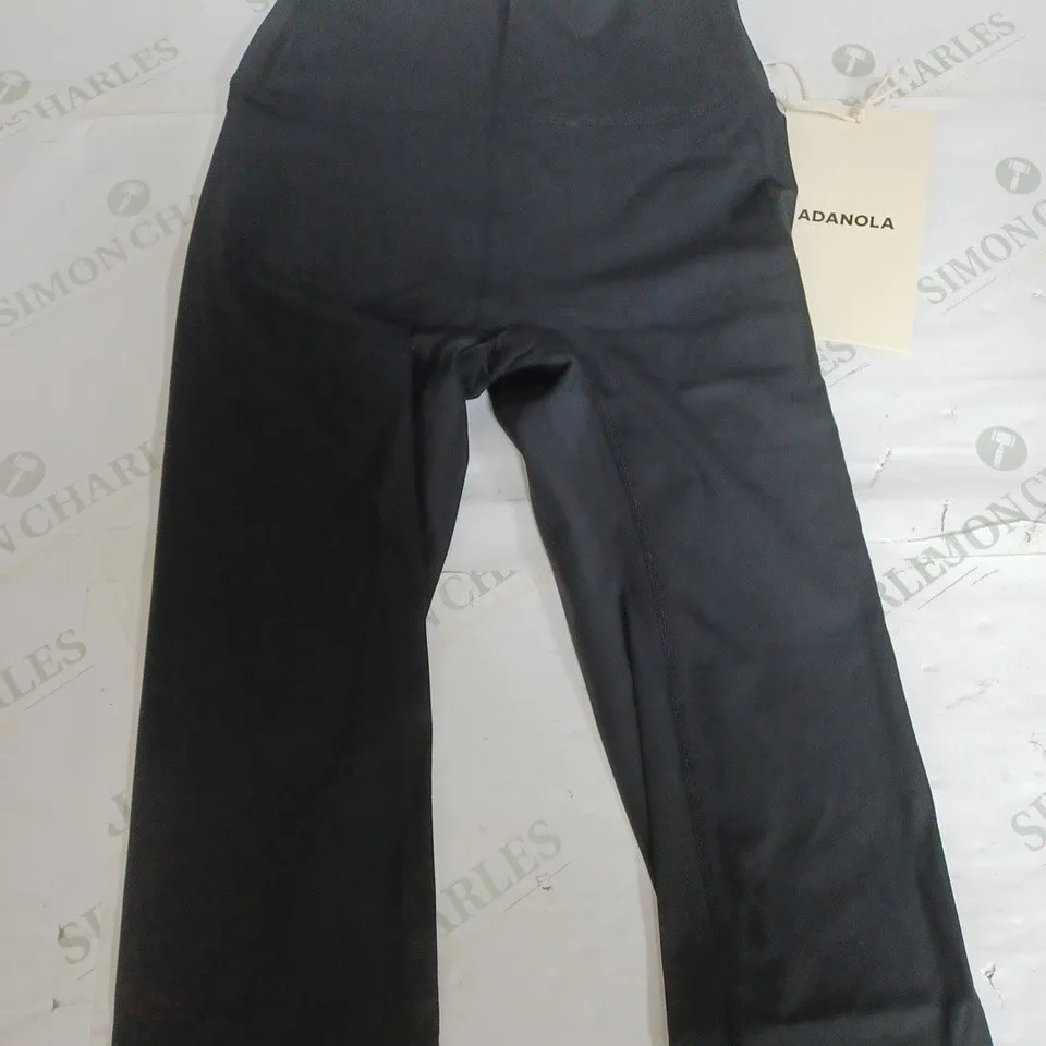 ADANOLA ULTIMATE LEGGINGS IN BLACK - SMALL