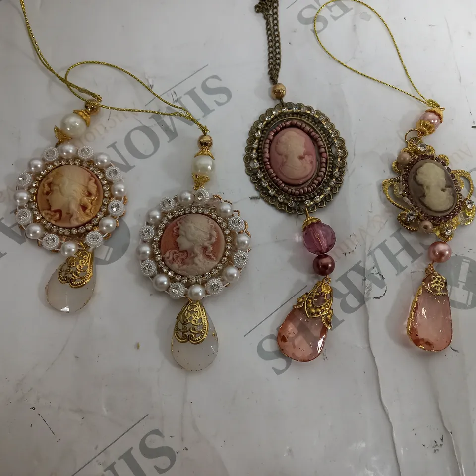 12 TREE JEWLLERY SET