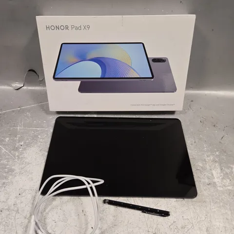 BOXED HONOR PAD X9 TABLET