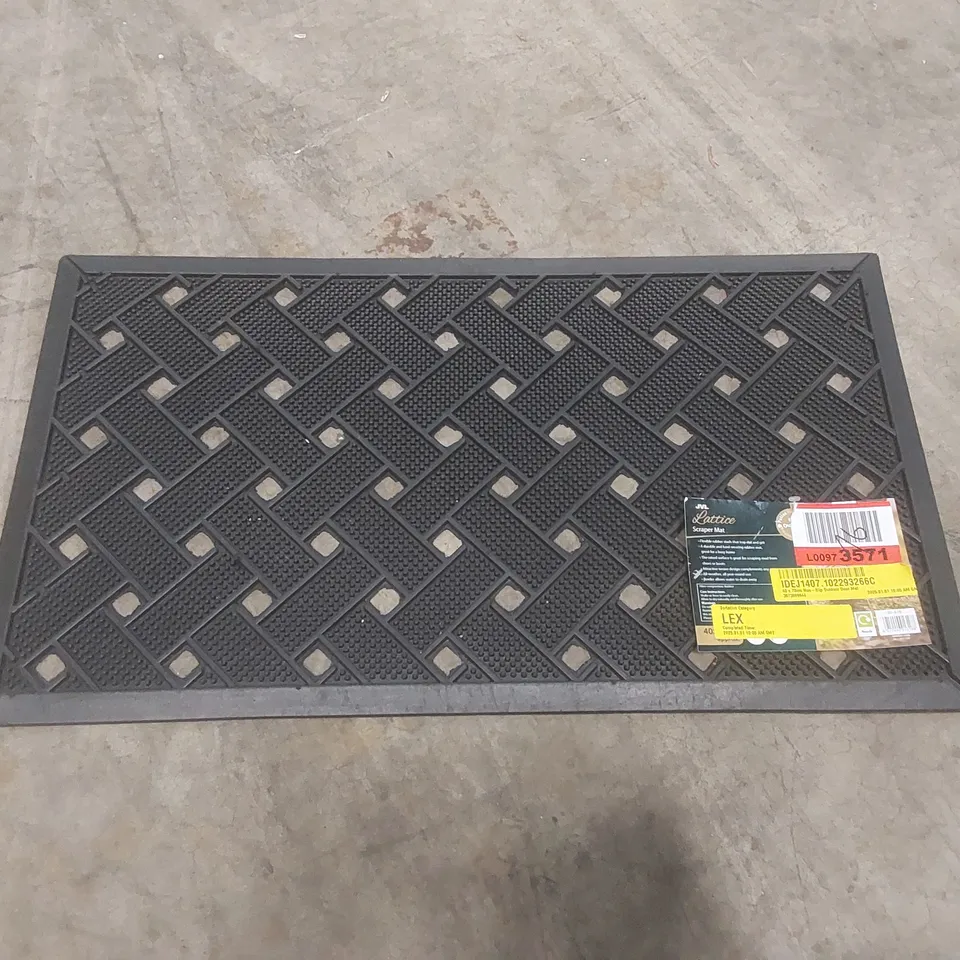 JVL 40 X 70cm NON-SLIP OUTDOOR DOOR MAT 