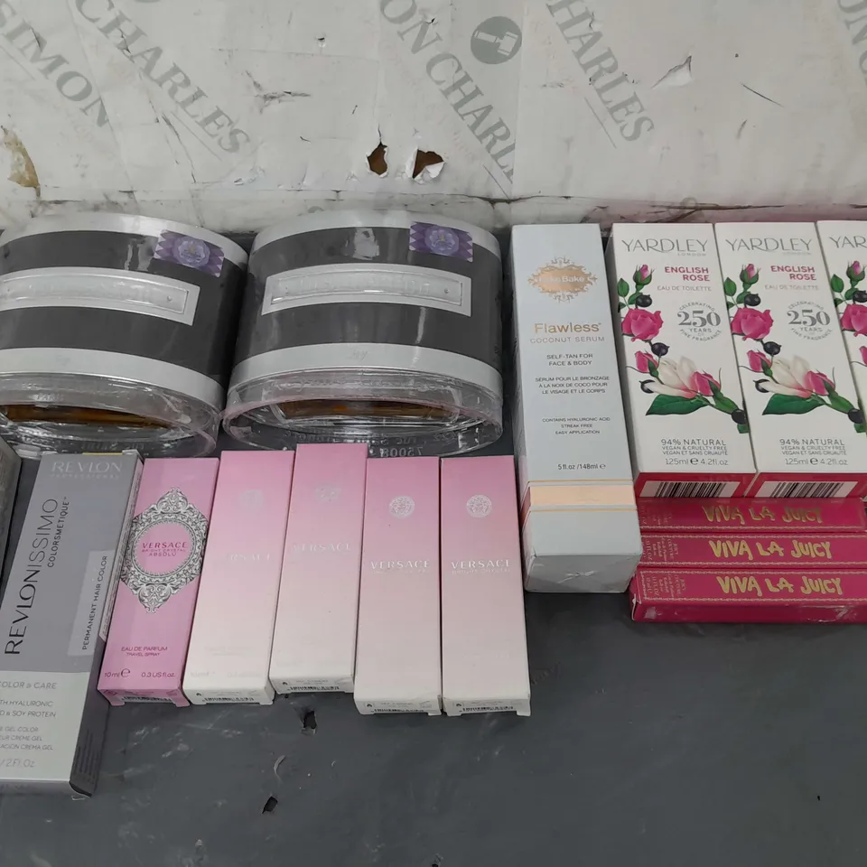 APPROXIMATELY 8 ASSORTED COSMETICS TO INCLUDE FAKEBAKE SELF TAN, YARDLEY ENGLISH ROSE, AND VERSACE BRIGHT CRYSTAL EDP ETC. 
