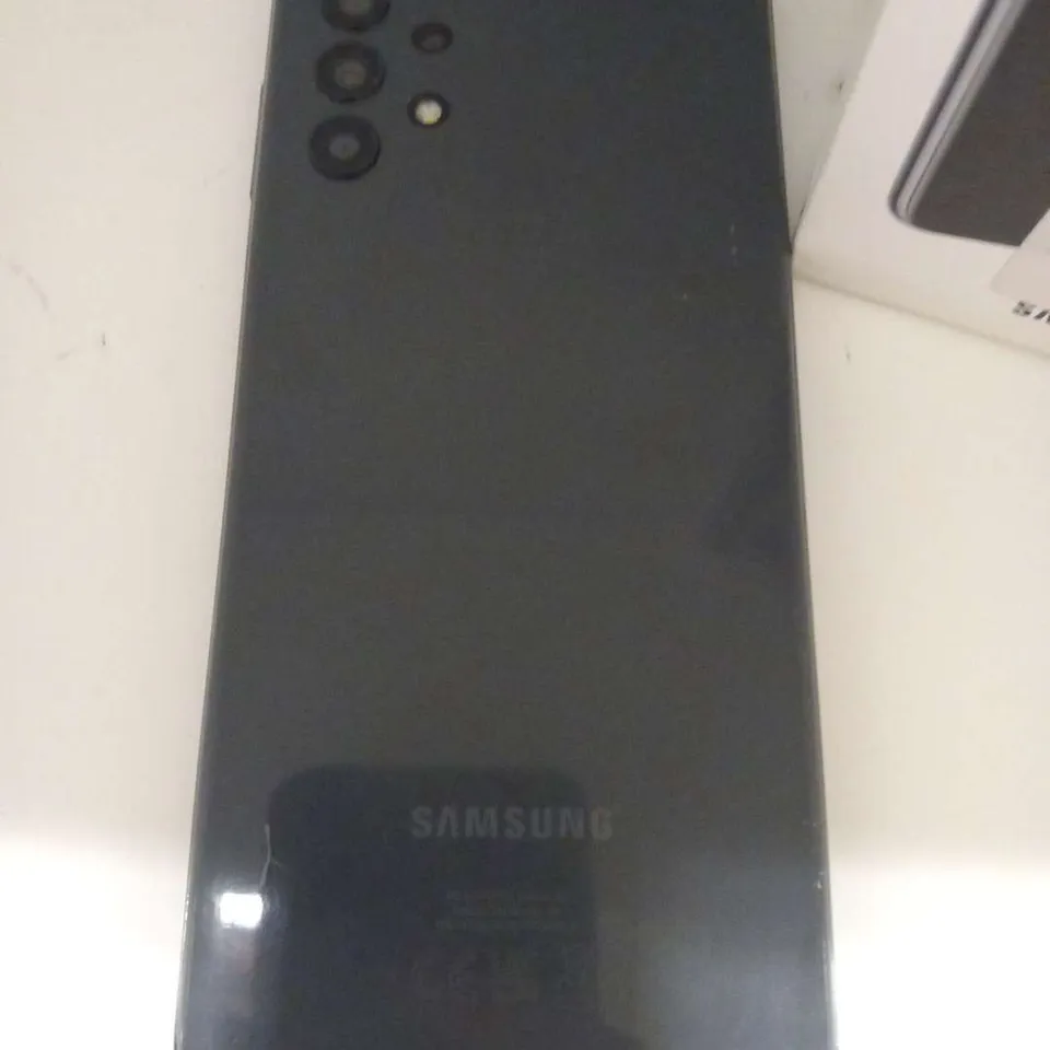 BOXED SAMSUNG GALAXY A32 5G MOBILE PHONE