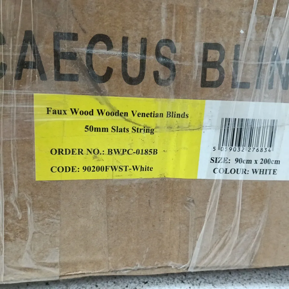 BOXED CAECUS BLINDS – FAUX WOOD VENETIAN BLINDS, WHITE, 90CM X 200CM