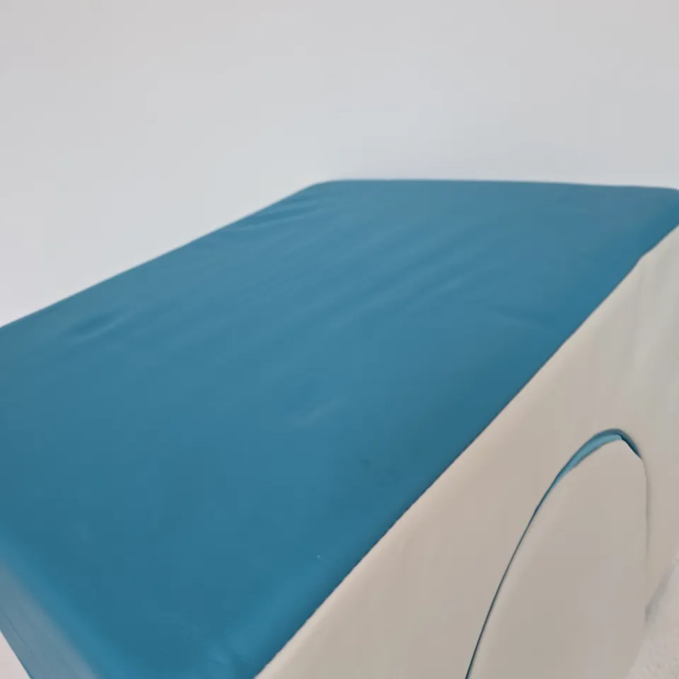 Soft Play Foam Cubes with Arch Tunnel – Teal & White