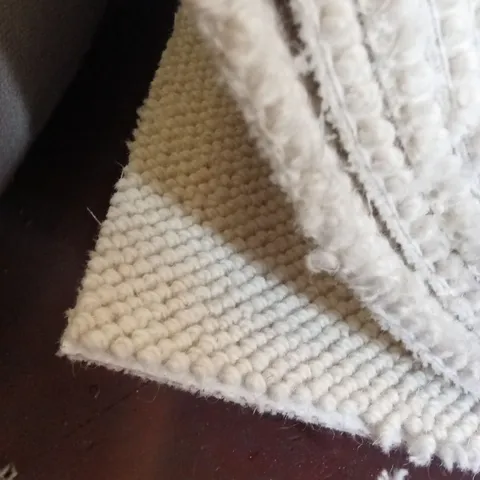 ROLL OF QUALITY DISCOVERY PIONEER CARPET // APPROX SIZE: 5 x 29.89m