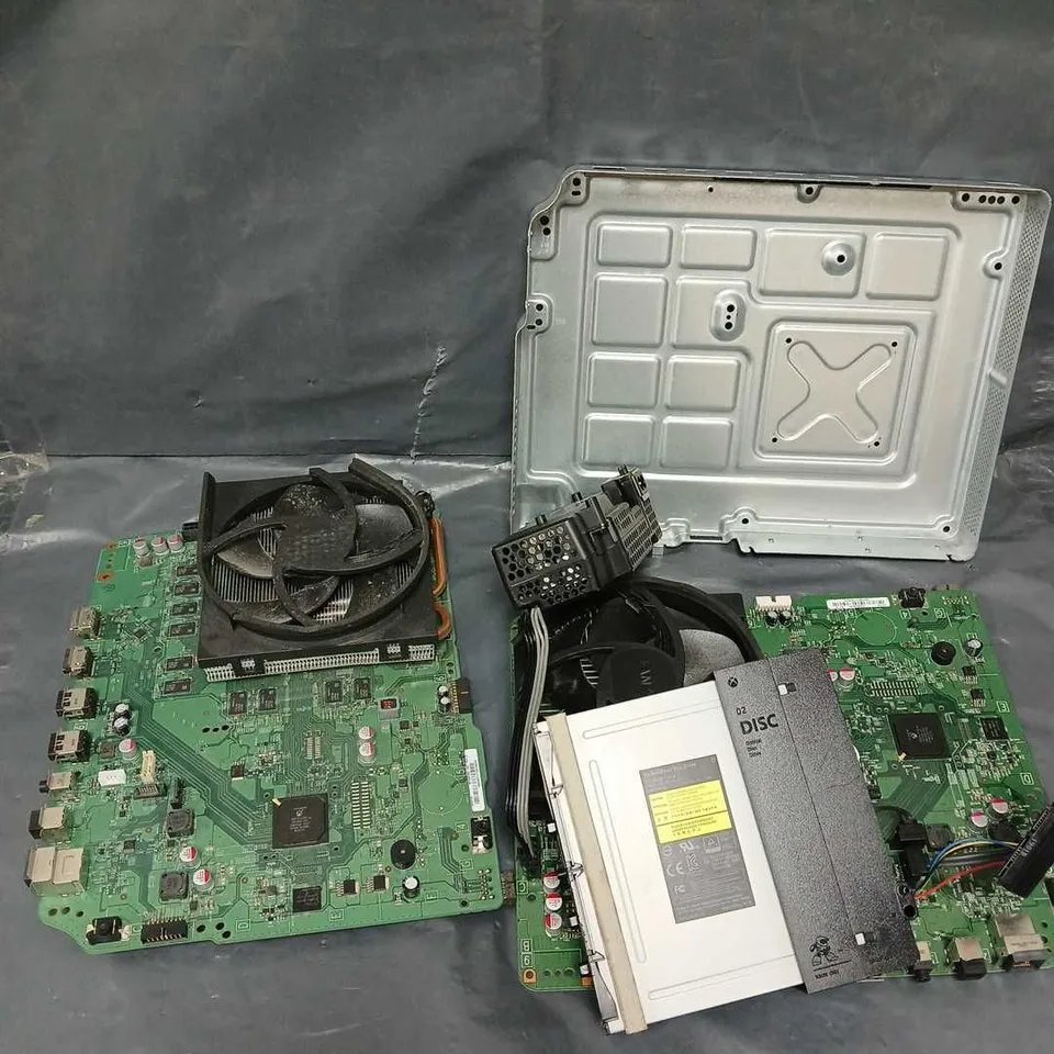 APPROXIMATELY 10 ASSORTED GAMING CONSOLE SPARE INTERNAL PARTS 