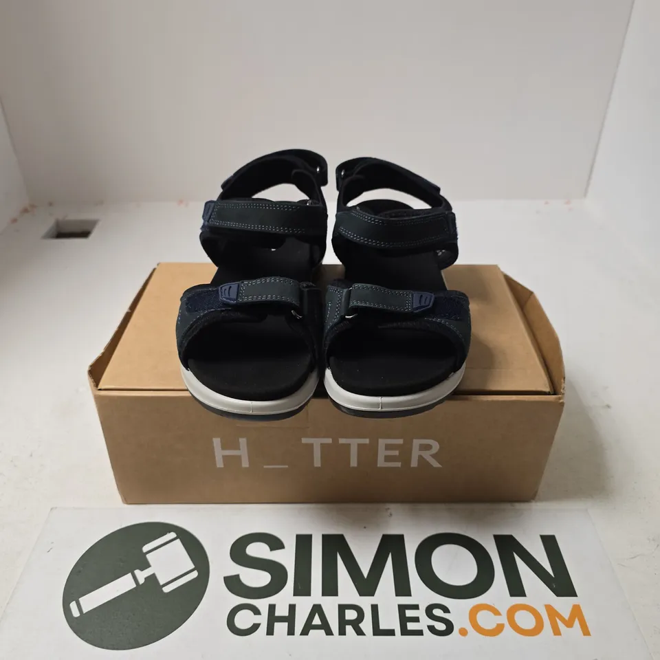 BOXED PAIR OF HOTTER WALK II EXTRA WIDE SANDALS IN NAVY - UK 6