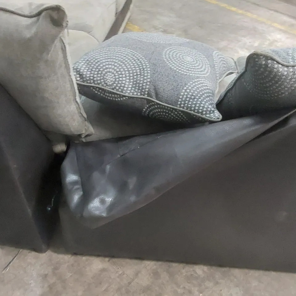 QUALITY DESIGNER UPHOLSTERED CORNER SOFA - GREY & BLACK