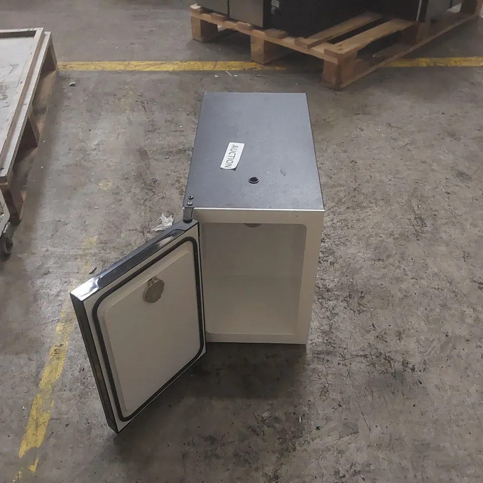 VITRIFRIGO COMMERCIAL MILK CHILLER FOR COFFEE MACHINE