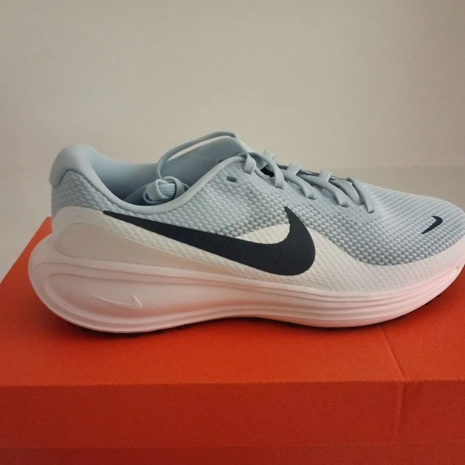NIKE REVOLUTION HYDROGEN BLUE UK 6 BOXED