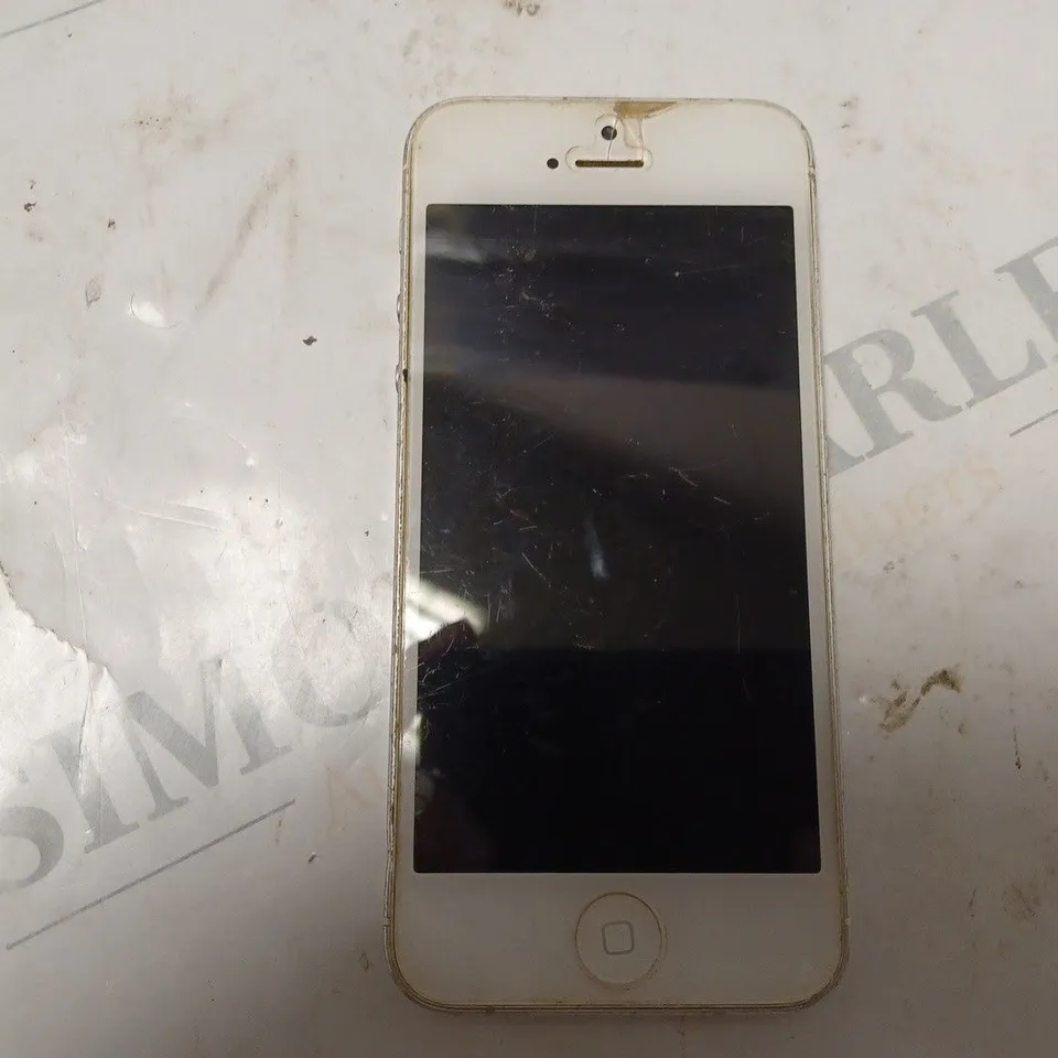 APPLE IPHONE 5 (A1429) SMARTPHONE 