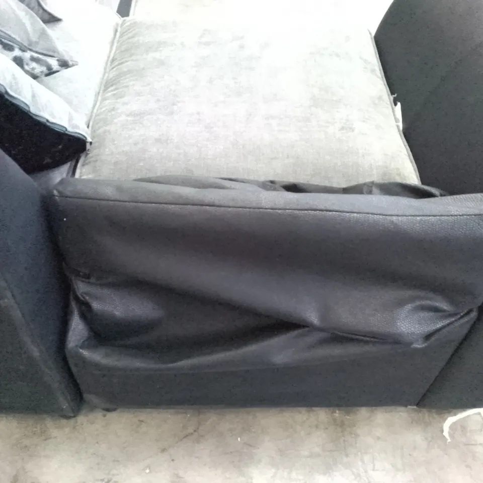 QUALITY DESIGNER 3PCS CORNER SOFA - GREY/BLACK FABRIC 