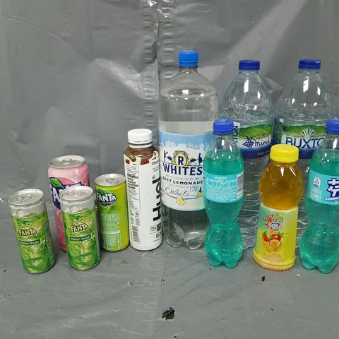 TOTE OF APPROXIMATELY 10 ASSORTED DRINKS ITEMS TO INCLUDE - BUCTON WATER, FANTA, AND HUEL CHOCOLATE ETC.