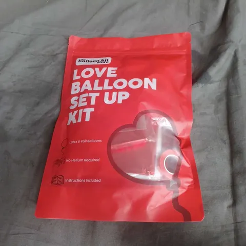 THE BALLOON KIT STORE LOVE BALLOON SET UP KIT