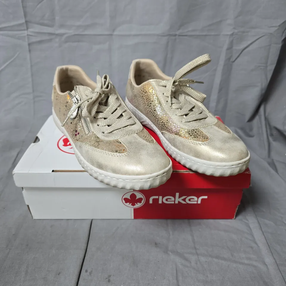 RIEKER LADIES PATTERNED ZIP TRAINERS - GOLD - SIZE 7.5