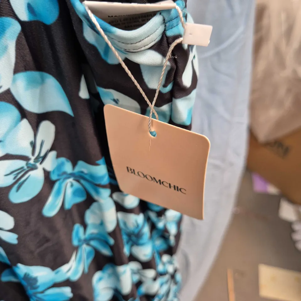 BLOOMCHIC BLUE FLORAL SLEEVELESS DRESS – UK 26-28 (US 22-24)