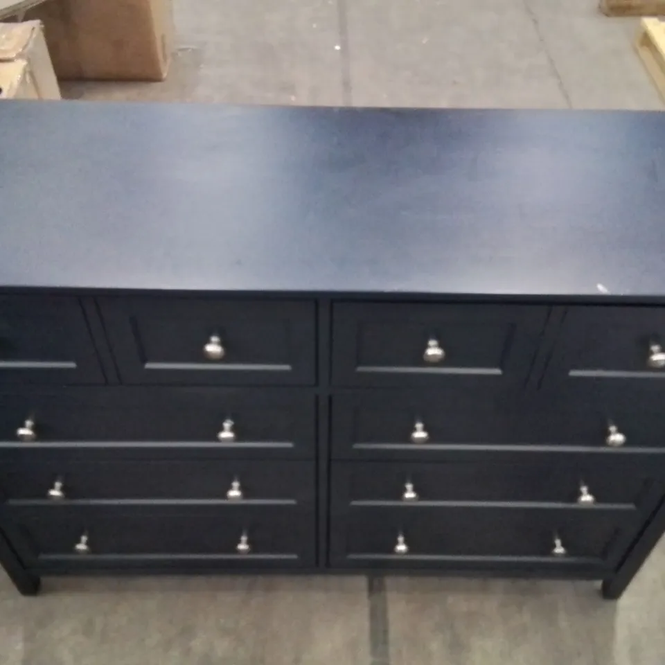 8 DRAWER 152.4 W DOUBLE DRESSER