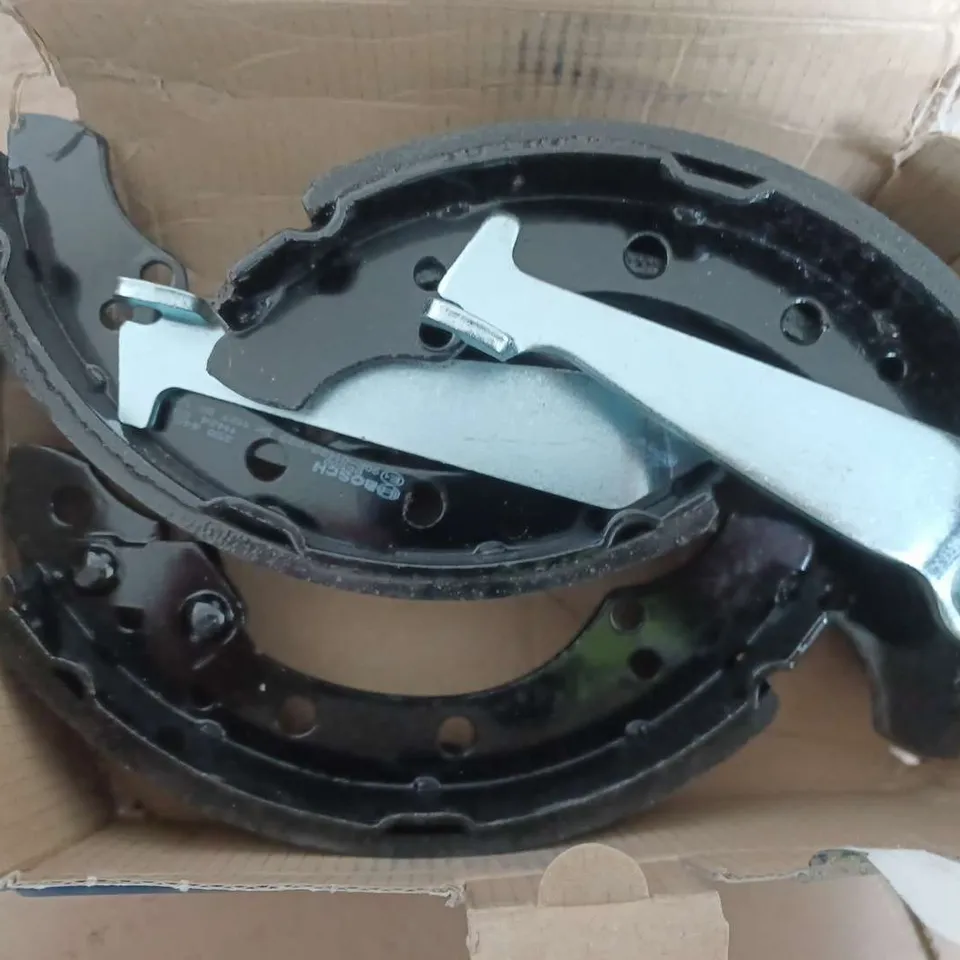 BOSCH BRAKE SHOES 