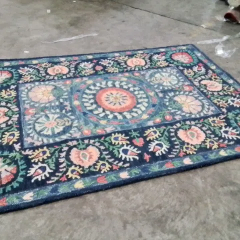 QUALITY DESIGNER AREA RUG - APPROXIMATELY 230X160CM