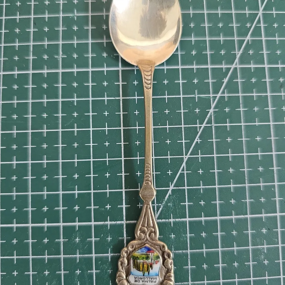 TWO DECORATIVE SPOONS AND SET OF 8 HARRISON FISHER PASTRY FORKS 