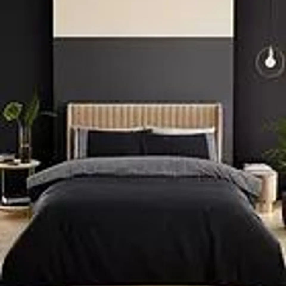 CATHERINE LANSFIELD ARTEMIS GREEK KEY DUVET COVER SET - BLACK