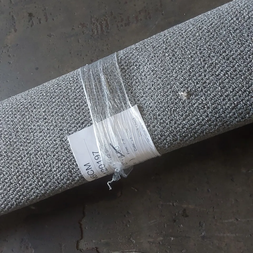 ROLL OF QUALITY RUGGED WAY SILVER CARPET- APPROXIMATELY 2.3 x 4m