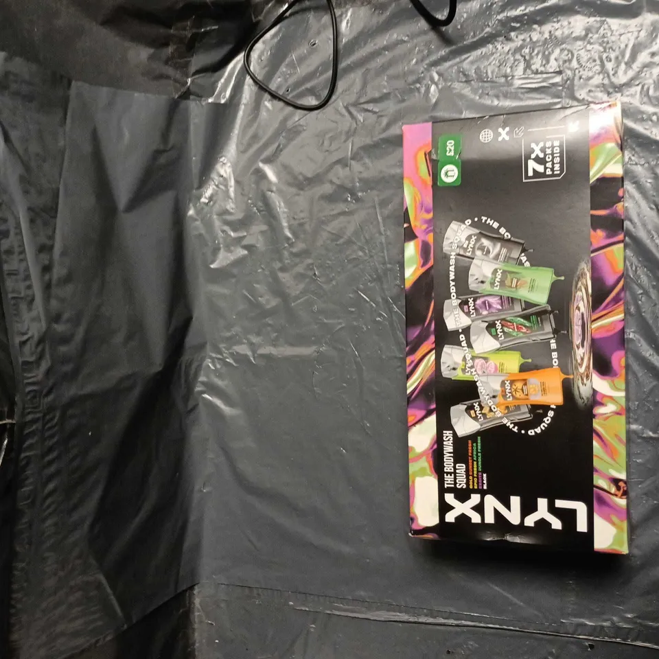 LYNX THE BODYWASH SQUAD GIFT SET - 7 X 225 ML