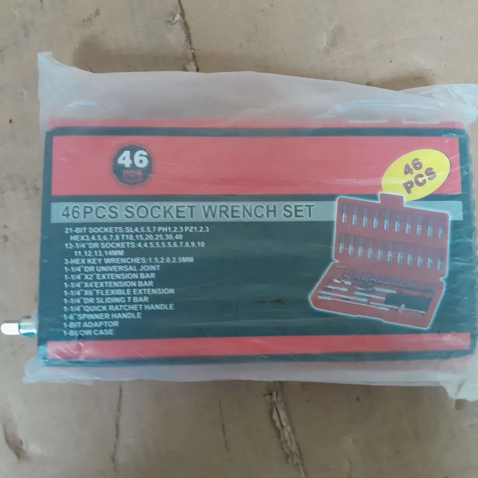 46PC SOCKET WRENCH SET 