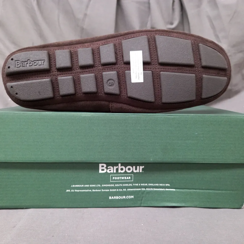 BOXED PAIR OF BARBOUR MONTY SLIPPERS IN BROWN SUEDE UK SIZE 8