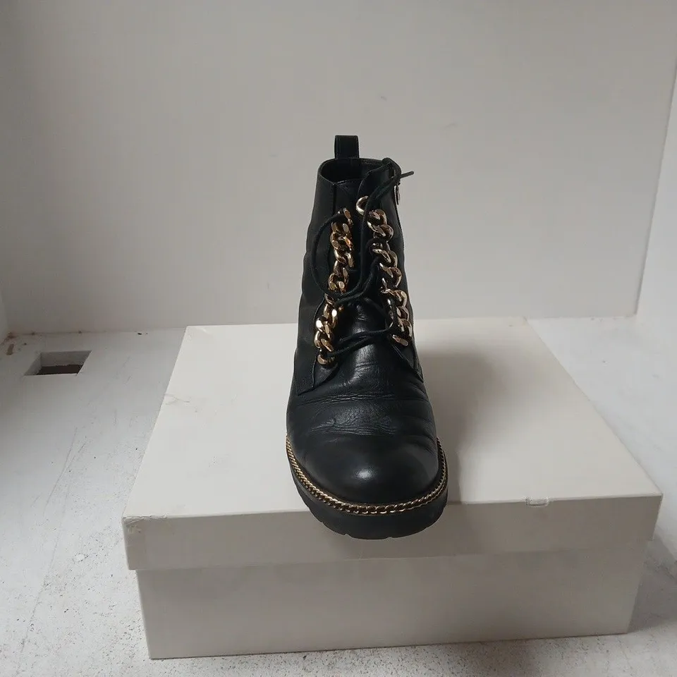 RUSSELL AND BROMLEY WOMEN'S BLACK LEATHER ANKLE BOOTS WITH GOLD-TONE CHAIN-LACE DETAIL SIZE 40