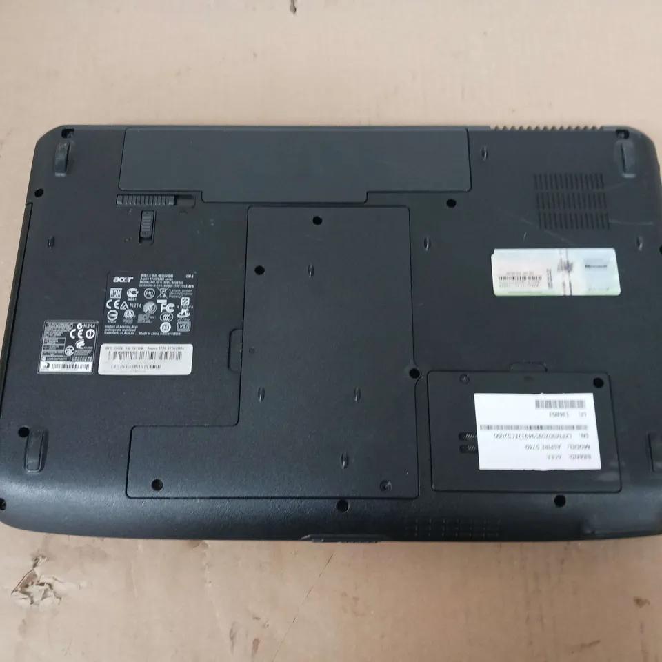 ACER ASPIRE 5740 15 INCH I3 M 330 2.13GHZ