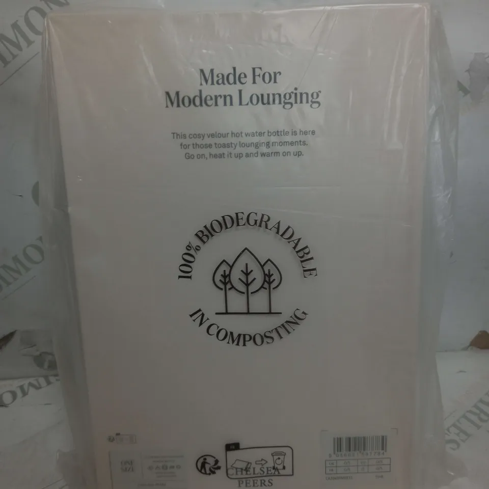 BOXED CHELSEA PEERS HOT WATER BOTTLE IN PINK W. BEE DESIGN