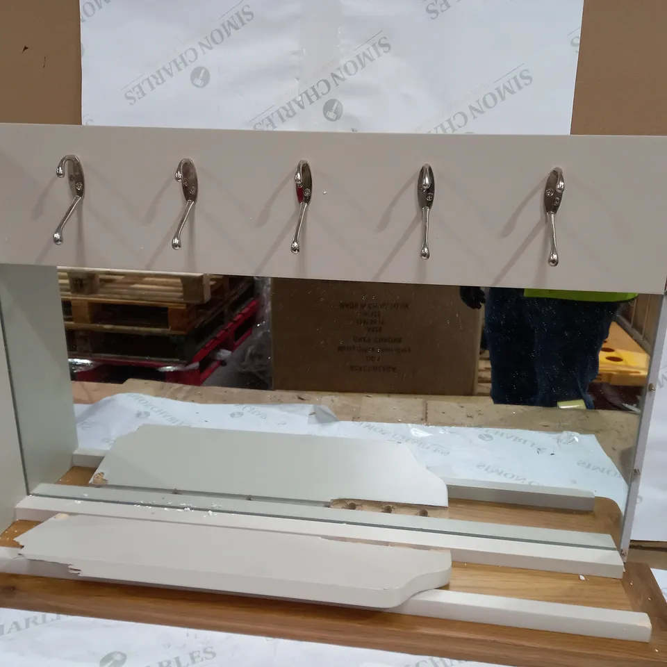 FORTANA HALL BERCH TOP COAT HANGER