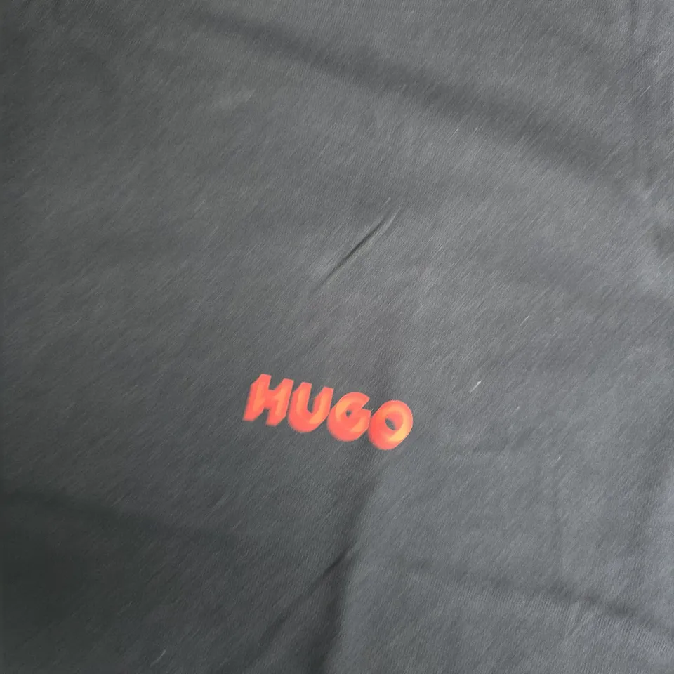 HUGO NAVY T-SHIRT - MEN'S, SIZE M