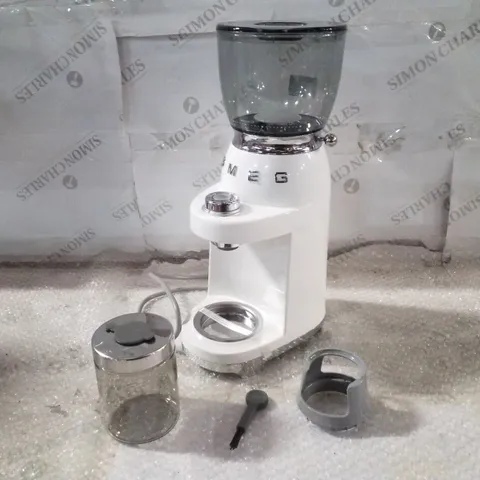 BOXED SMEG COFFEE GRINDER