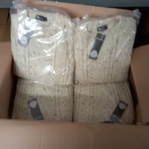 LOT OF 10 AS NEW PURE NEW WOOL JUMPERS IN MEDIUM
