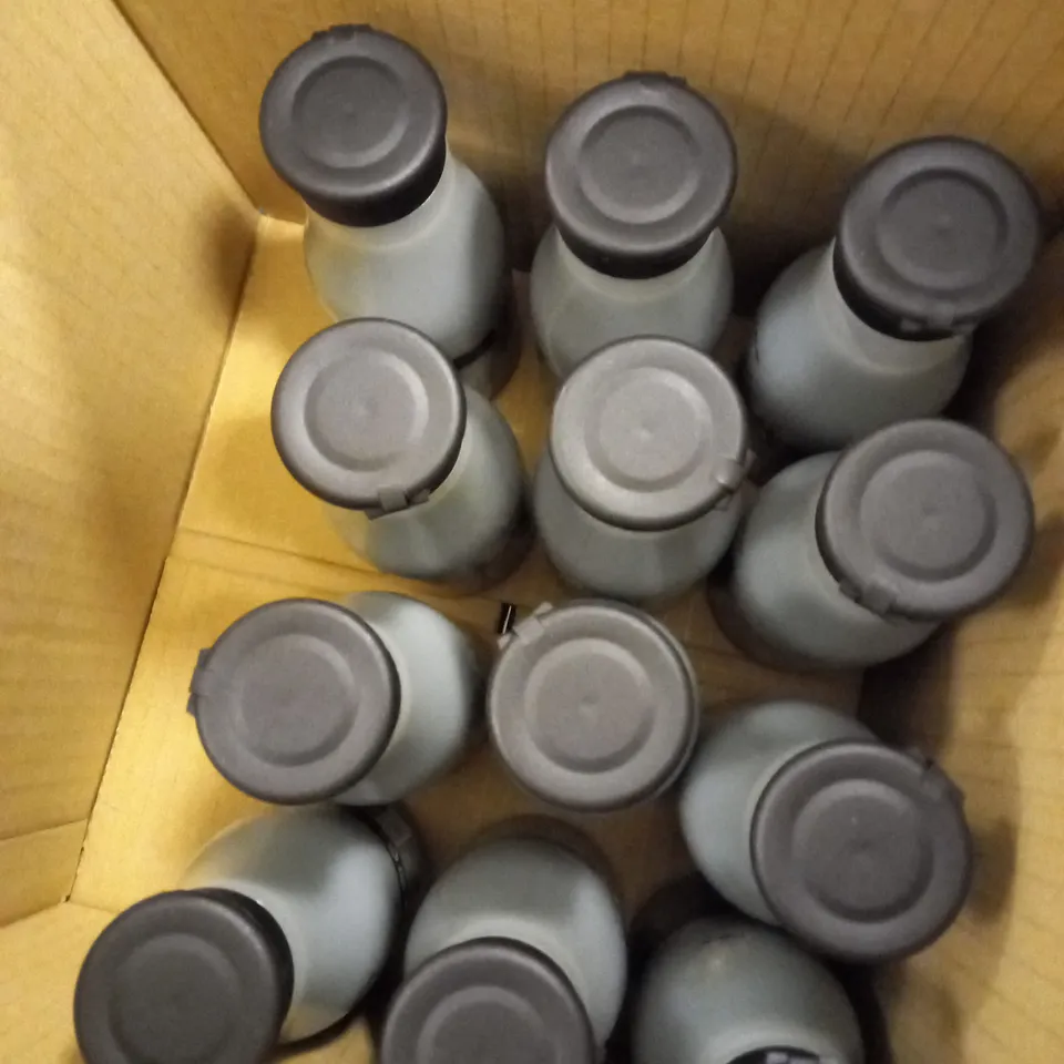 LOT OF APPROX 12 X 250ML AQUOLINA LIQUORICE BLACKBERRY BATH FOAM 