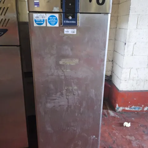 ELECTROLUX TALL COMMERCIAL FRIDGE