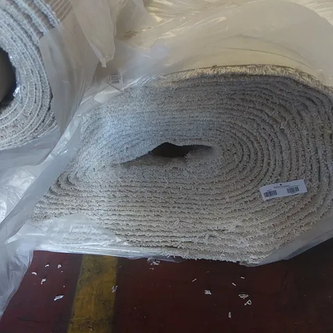 ROLL OF QUALITY KESARI TWINBACK CARPET - APPROXIMATELY 28 x 4m