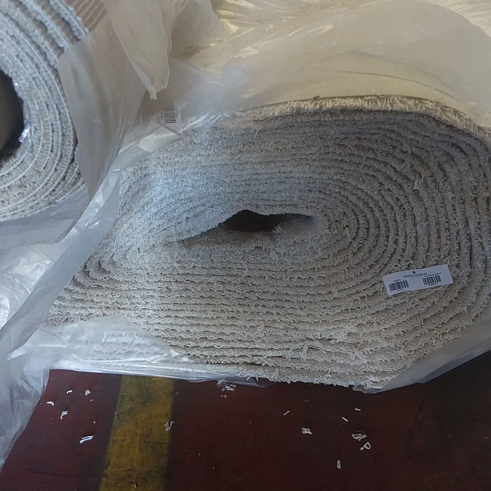 ROLL OF QUALITY KESARI TWINBACK CARPET - APPROXIMATELY 28 x 4m