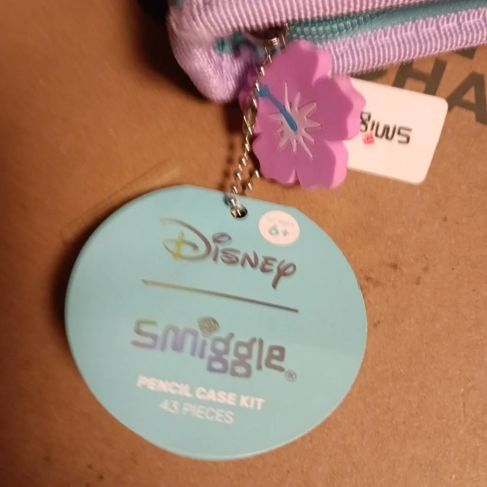 DISNEY SMIGGLE PENCIL CASE KIT